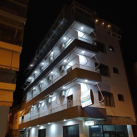 Hotel Elisabet Саранда Екстер'єр фото