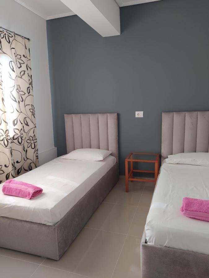 Hotel Elisabet Саранда Екстер'єр фото