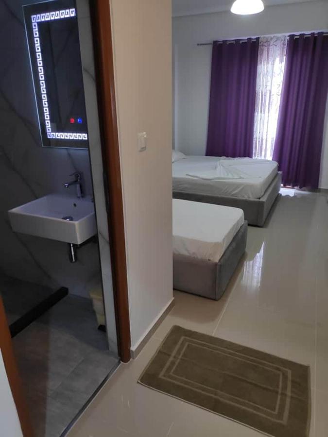 Hotel Elisabet Саранда Екстер'єр фото